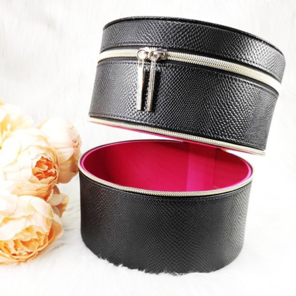 Lancôme Jewelry Makeup Cosmetic Shiny Glossy Box!! - Picture 3 of 4